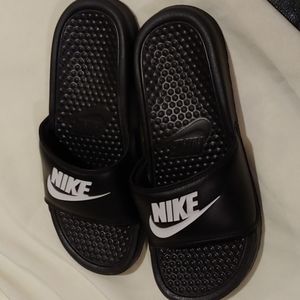 Nike slides